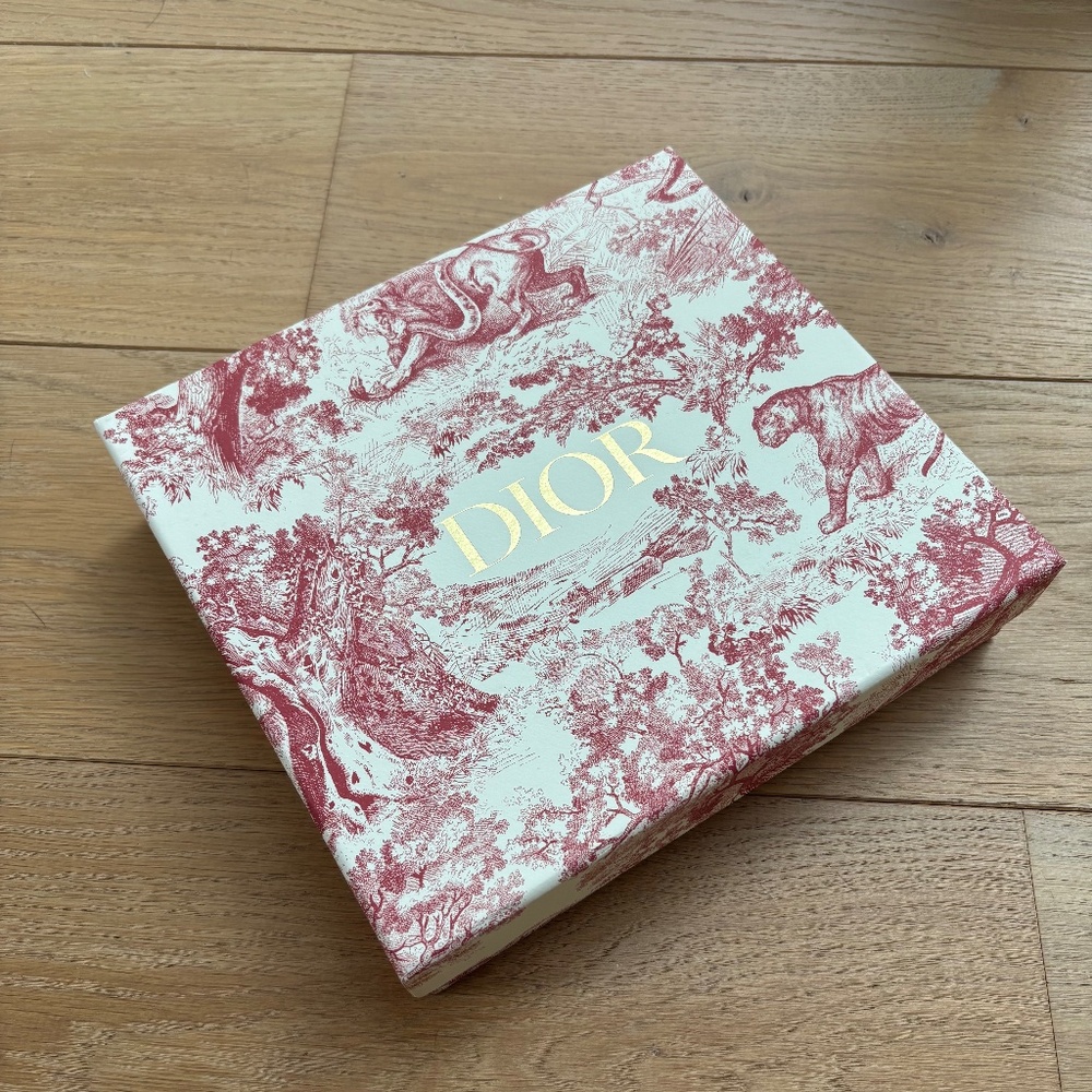 Dior Gift Box Red Animals